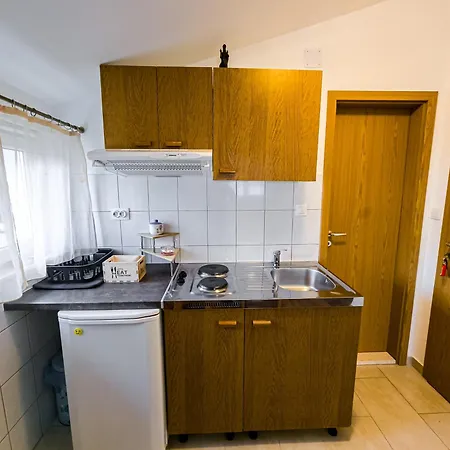 Mani * Τρογκίρ